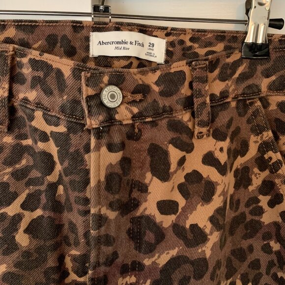 Abercrombie Mid Rise Slouchy Jean 29L - Picture 5 of 9